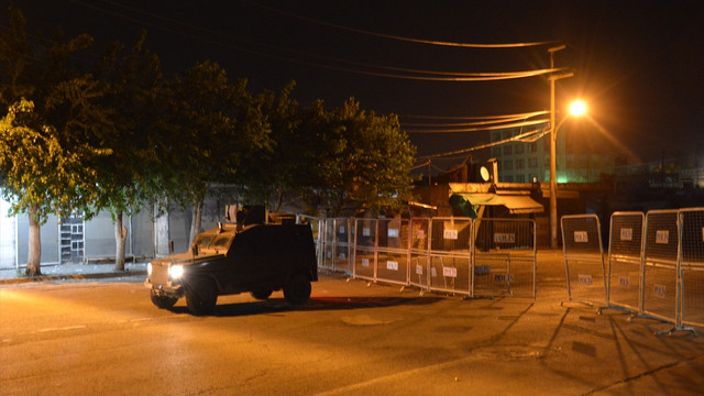 Diyarbakır'da polise silahlı saldırı