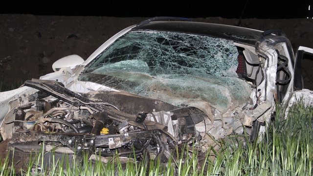 Elazığ'da iki otomobil çarpıştı: 2 ölü, 1 yaralı