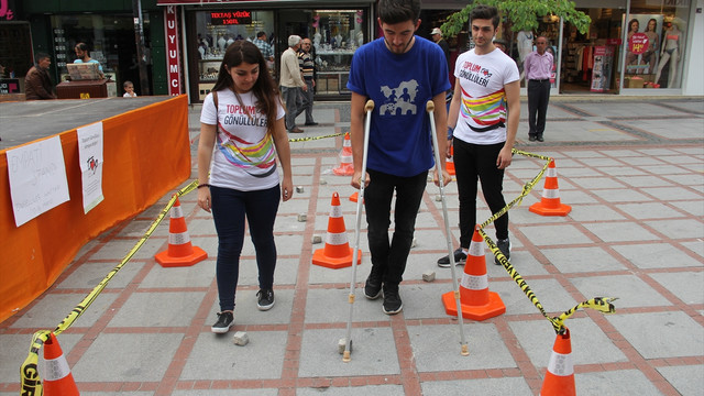 Engelli olmayı empatiyle öğrendi
