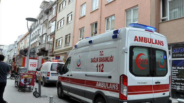 Eskişehirde Iraklı sığınmacıların yaşadığı evde yangın!