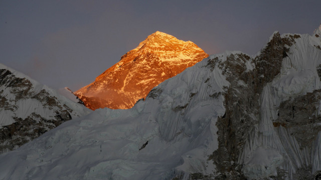 Everestte 30 dağcı yüksek irtifa hastalığına yakalandı