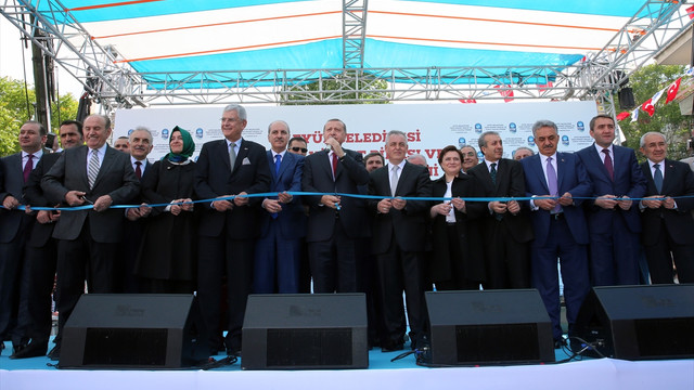 Eyüp'te toplu açılış töreni