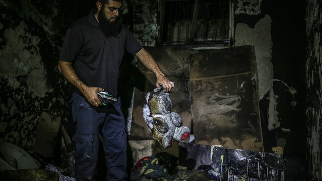 Gazze'de ev yangını