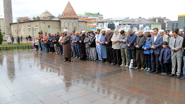 Halep saldırılarına tepkiler