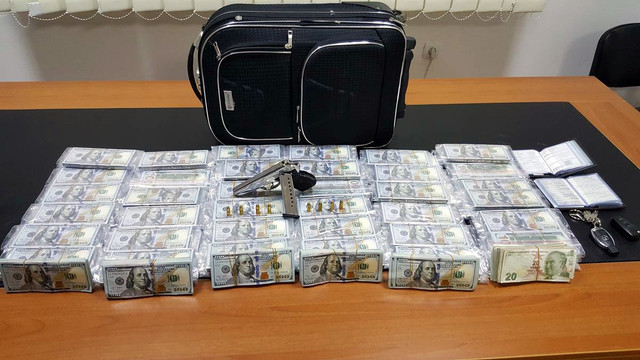 Hatayda 899 bin dolar sahte para ele geçirildi