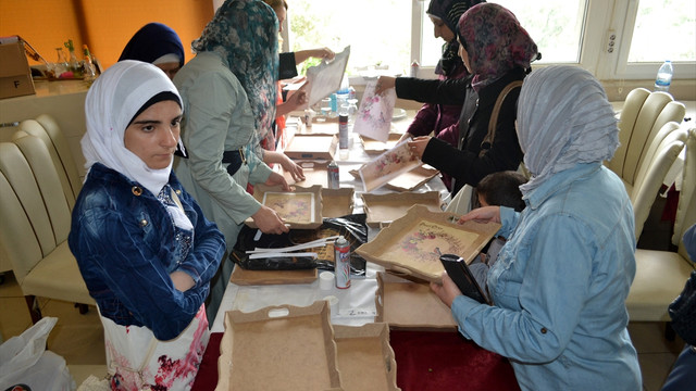 Hatay'da Suriyeli kadınlar piknikte buluştu