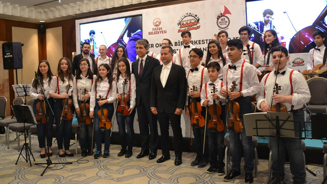 Her Okula Bir Orkestra projesi