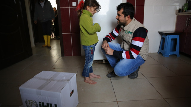 İHH İnsani Yardım Vakfının Suriyelilere yardımları