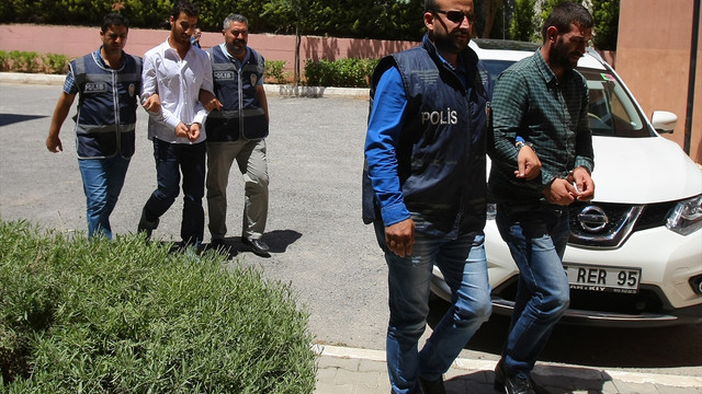 İzmir'deki silahlı kavga