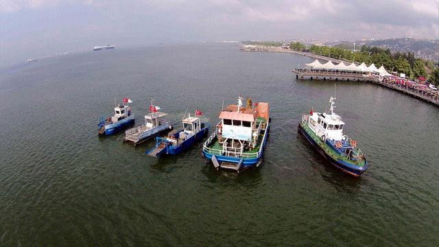 İzmit Körfezi'ni kirleten gemilere ceza yağdı