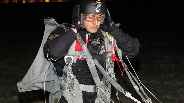 Kahraman komandolardan gece tatbikatı