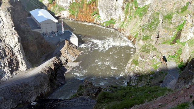 Kayabey Barajı'ndan su tahliyesi yapıldı