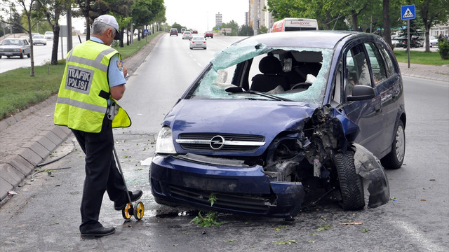 Kayseride trafik kazası: 3 yaralı