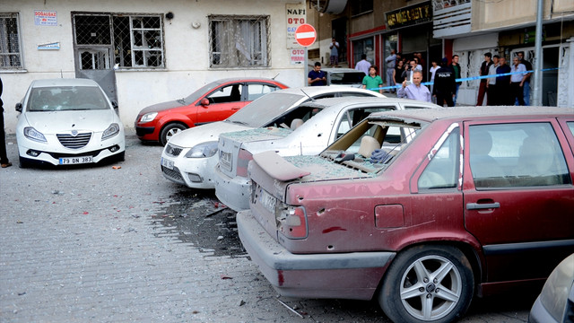 Kilise 2 roket mermisi daha düştü! 4 yaralı