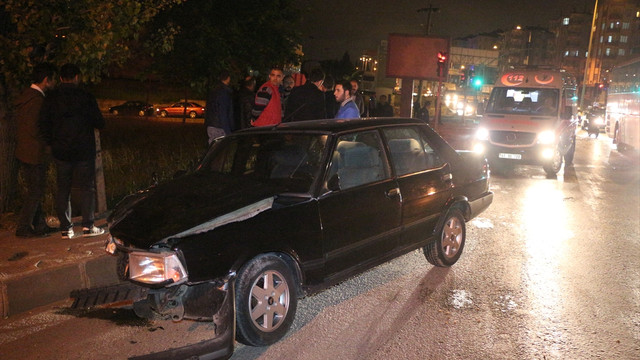 Kocaeli'de trafik kazası: 4 yaralı