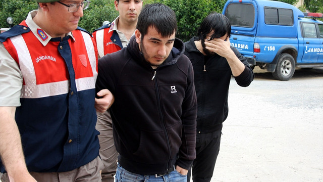 Kocaelideki cinayete ilişkin 3 kişi gözaltına alındı