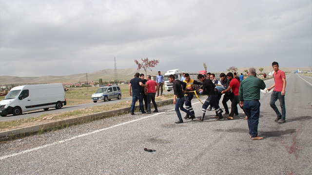 Konya'da otomobil devrildi: 1 ölü