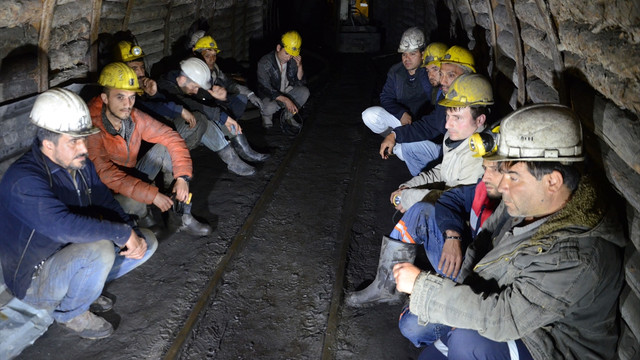 Maden işçilerinin maaş eylemi