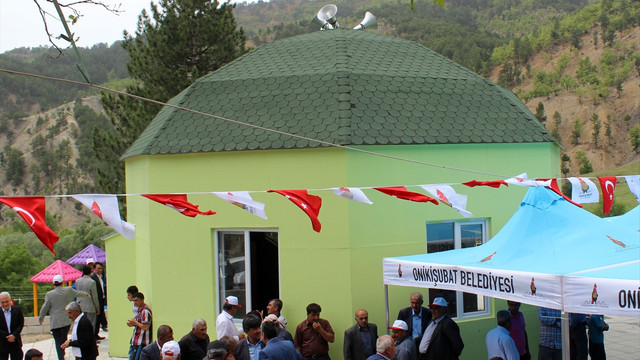 Mahallelinin 93 yıllık ezan hasreti sona erdi