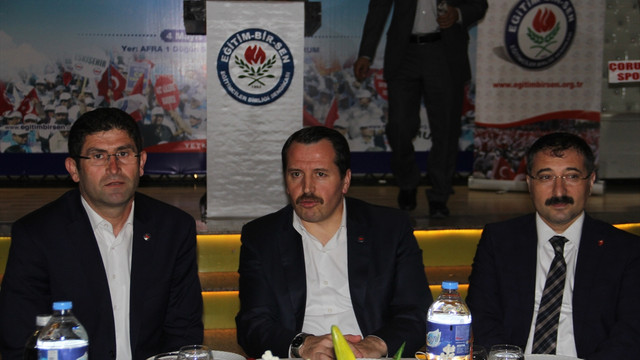 Memur-Sen'den kılık-kıyafet yönetmeliği çağrısı