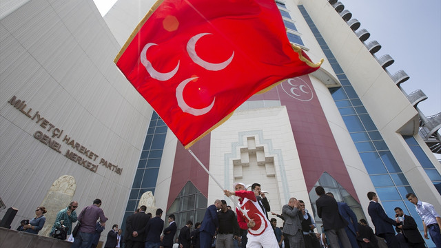 MHP'de olağanüstü kurultay tartışmaları