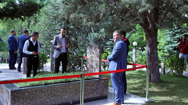 MHPde olağanüstü kurultay tartışmaları