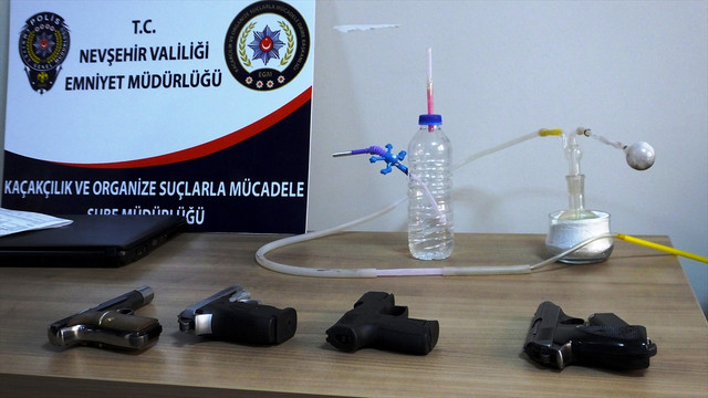 GÜNCELLEME - Nevşehir'de şüpheliler polisle çatıştı: 2 yaralı