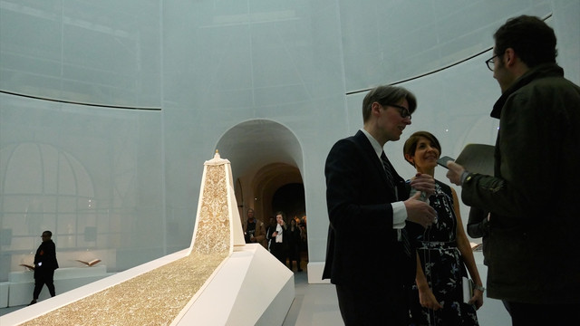 New York'taki yılın moda sergisine görkemli açılış