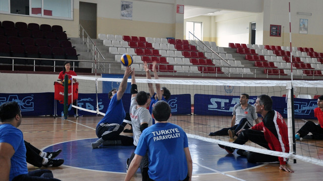 Oturarak Voleybol Milli Takımı'nın kampı tamamlandı