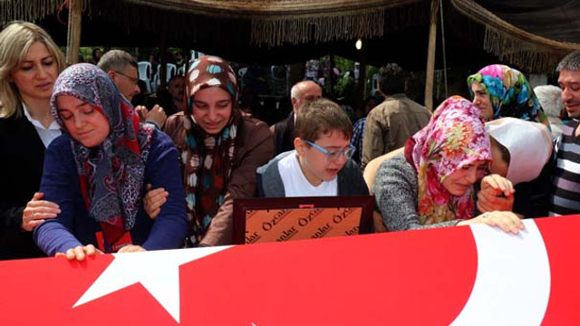 Şehit Polis Gürpınar Samsunda son yolculuğuna uğurladı