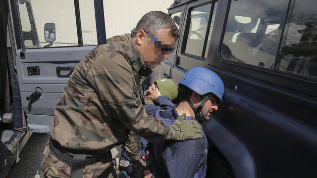 Özel harekatçılardan savaş muhabirlerine eğitim