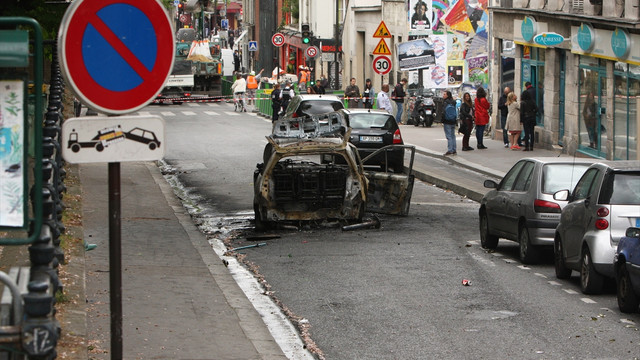 Fransa'da polise destek eylemi