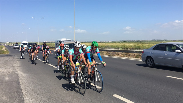 “Pembe Pedallar”, farkındalık için yollarda