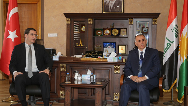 PKK, sivilleri kalkan olarak kullanıyor