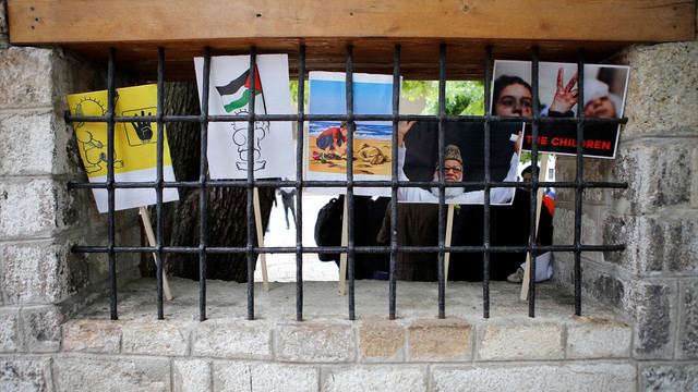 Saraybosna'da Adaletsizliğe karşı tek yürek yürüyüşü