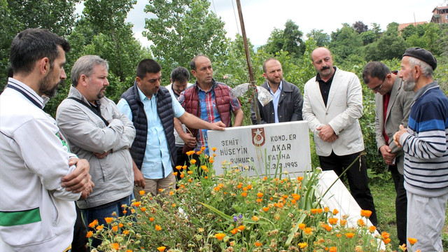 Yıllar sonra şehidin silah arkadaşlarından helallik ziyareti