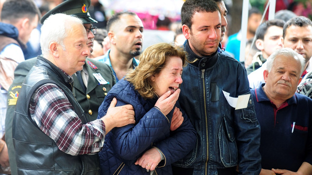 Şehit Üsteğmen Şahan son yolculuğuna uğurladı