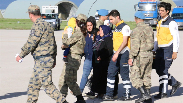 Şehit uzman çavuş Ay'ın cenazesi memleketine uğurlandı