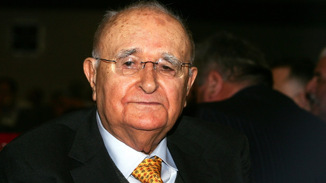 Süleyman Demirelin kardeşi Şevket Demirel hayatını kaybetti