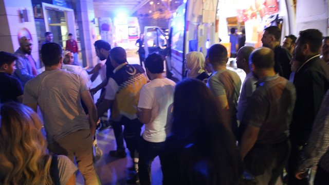 Siirtte polis aracı kaza yaptı: 2 yaralı