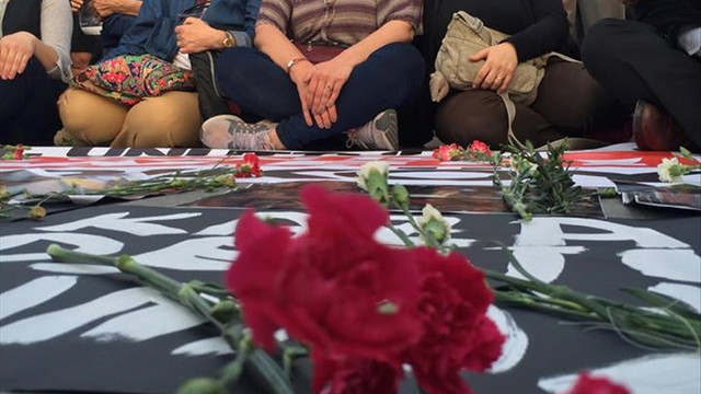 Soma şehitleri anılıyor