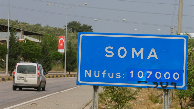 Soma şehitleri anılıyor