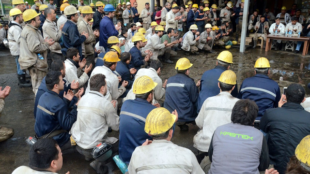 Zonguldakta Soma şehitleri anılıyor