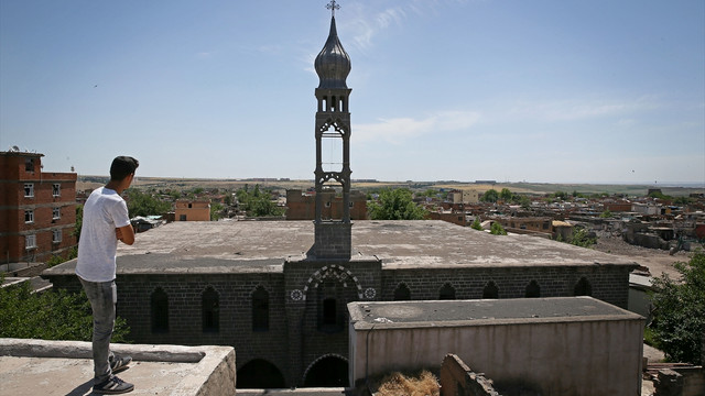 Surda 3 mahallede sokağa çıkma yasağı sona erdi