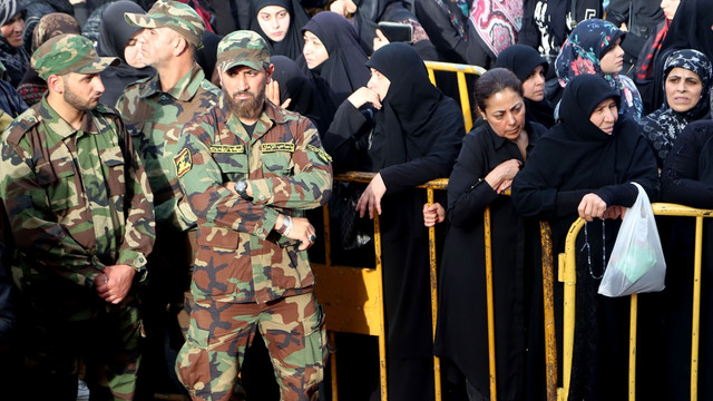 Suriye'de öldürülen Hizbullah komutanı Bedreddin'in cenazesi