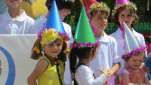 Suriyeli yetim çocuklara moral gezisi