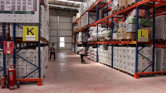 Suriyelilere insani yardım