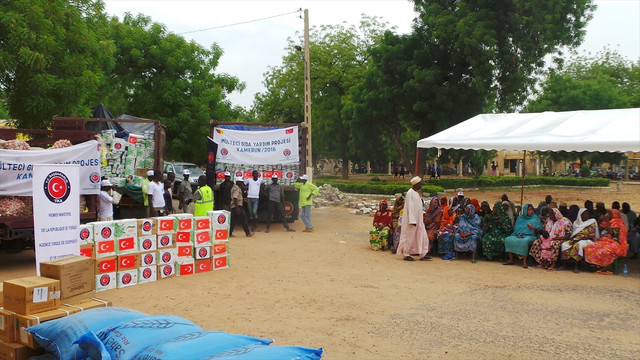 TİKA’dan Kamerun’a insani yardım
