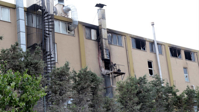 Tuzla'da fabrika yangını