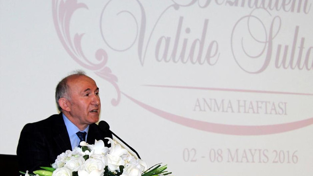 Valide Sultanlar ve Hayratları konferansı